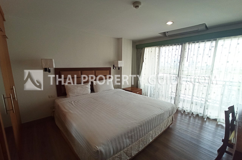 Apartment in Bangnatrad 