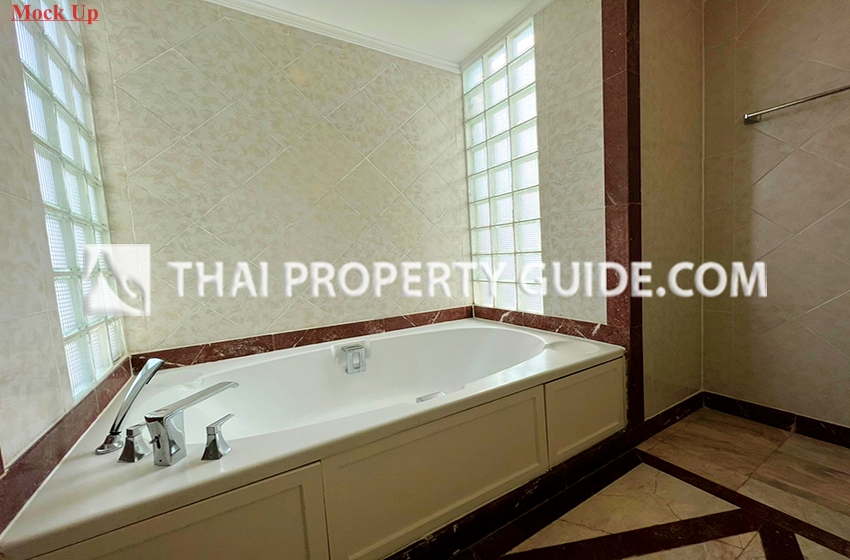 Apartment in Bangnatrad 