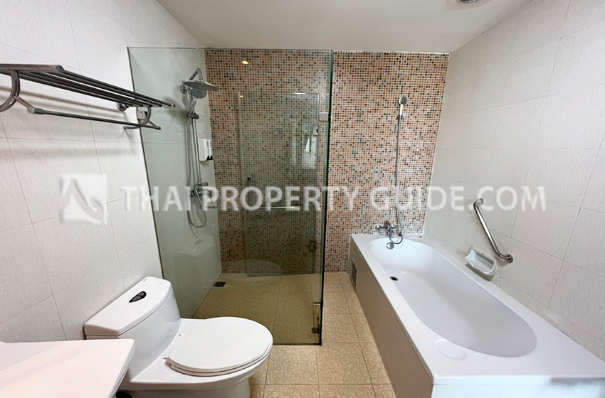 Apartment in Bangnatrad 
