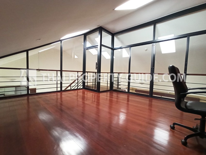 Apartment in Phaholyothin 