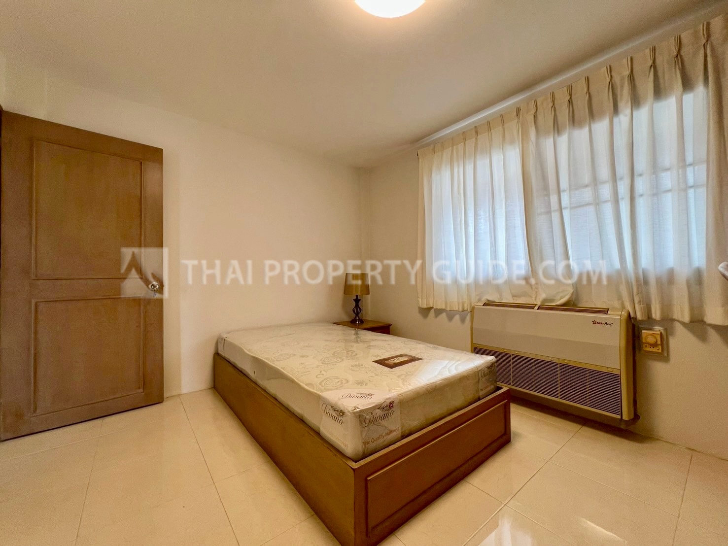 Apartment in Phaholyothin 