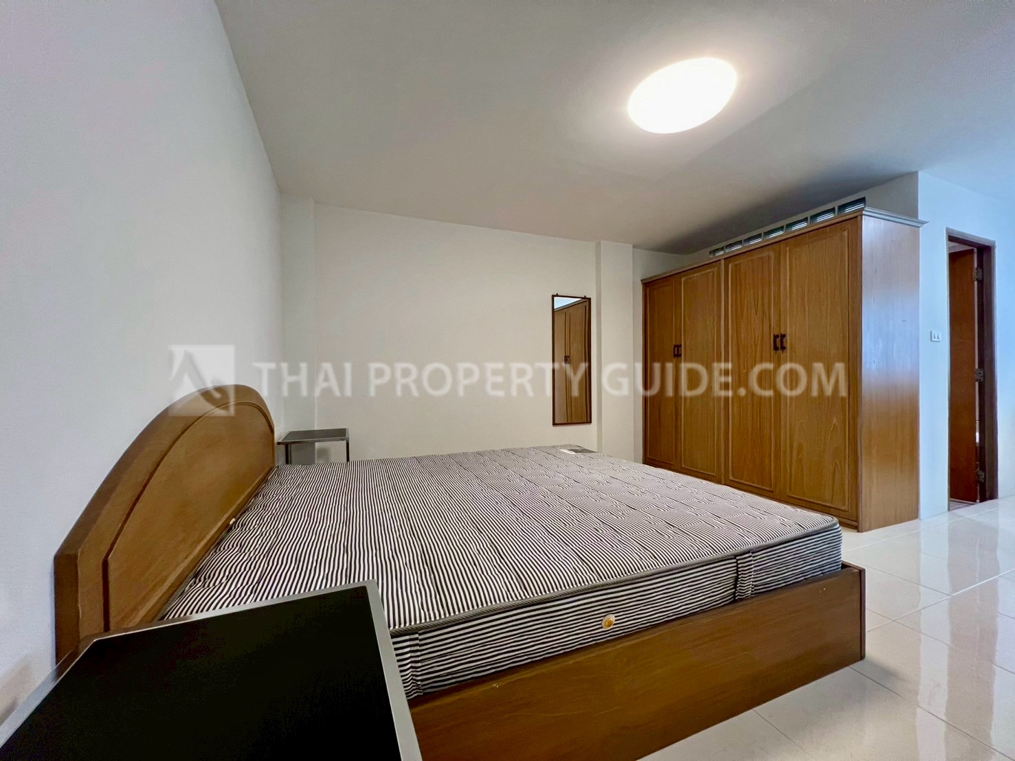 Apartment in Phaholyothin 