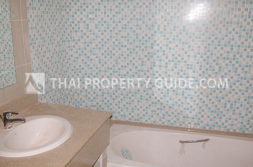Apartment in Ploenchit 