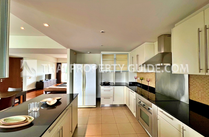 Apartment in Ploenchit 