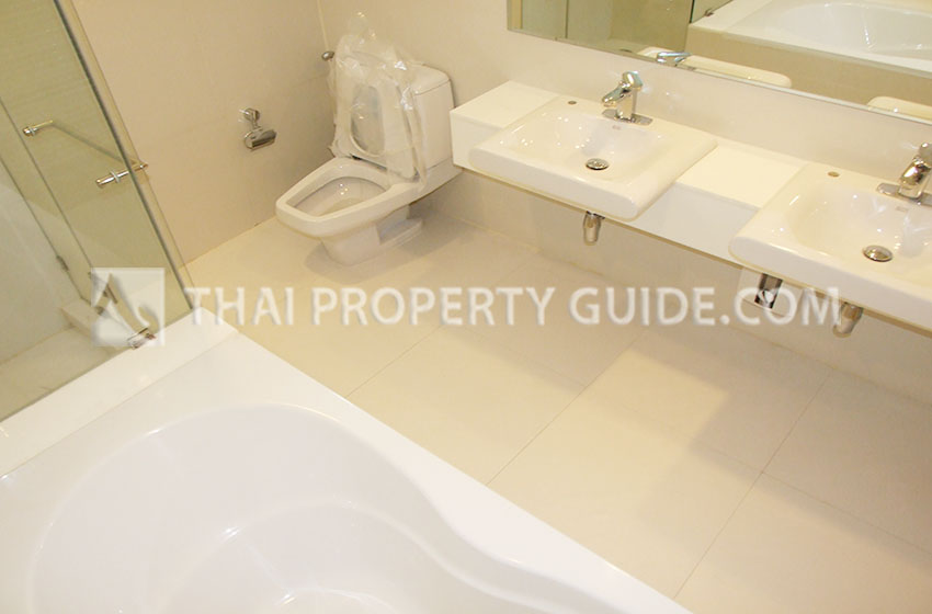 Apartment in Ploenchit 