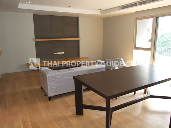 Apartment in Ploenchit 