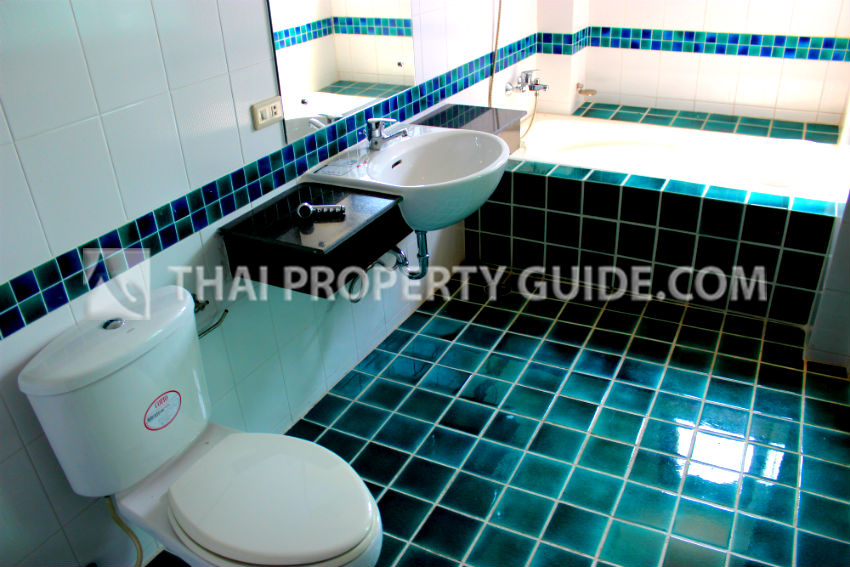 Apartment in Ploenchit 
