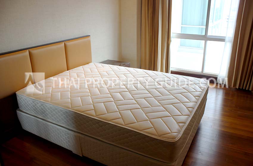 Apartment in Ploenchit 