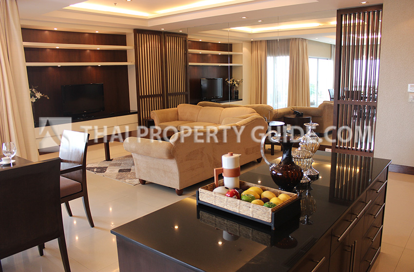 Apartment for rent in Ploenchit