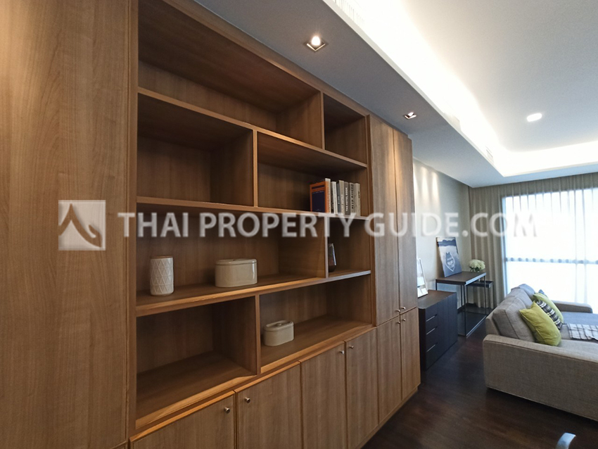 Apartment in Ploenchit 