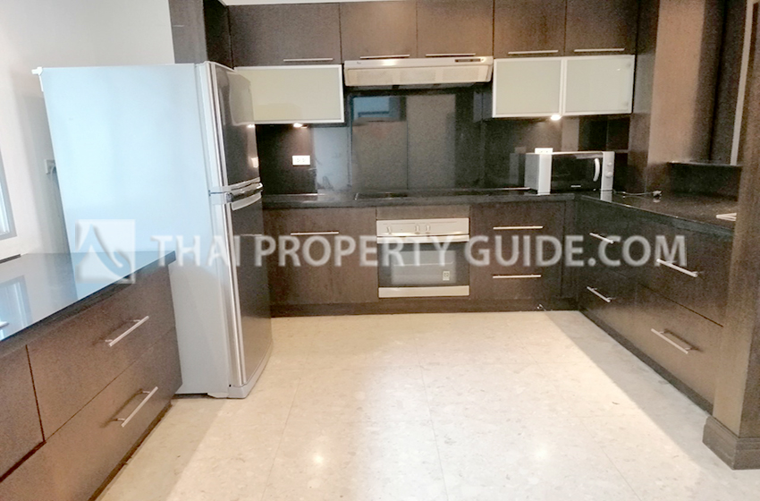Apartment in Ploenchit 