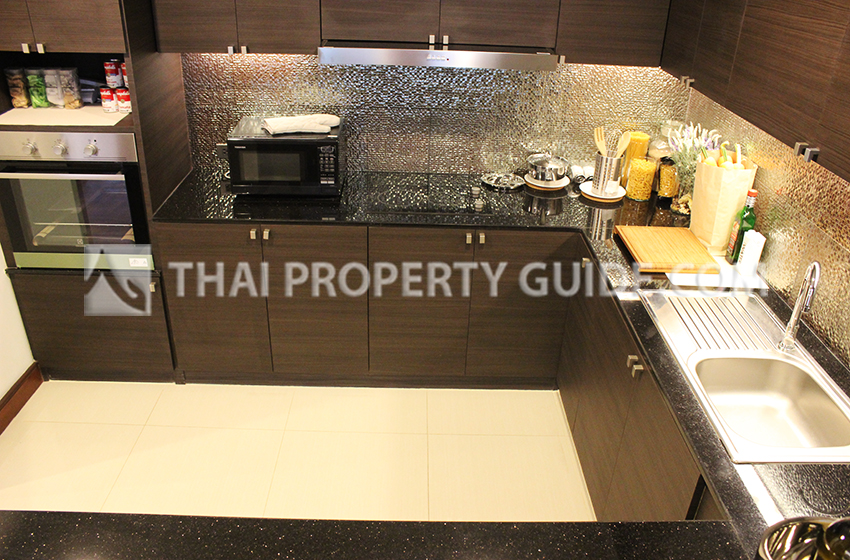 Apartment in Ploenchit 