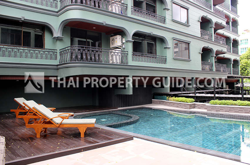 Apartment in Ploenchit 