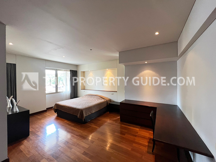 Apartment in Ploenchit 