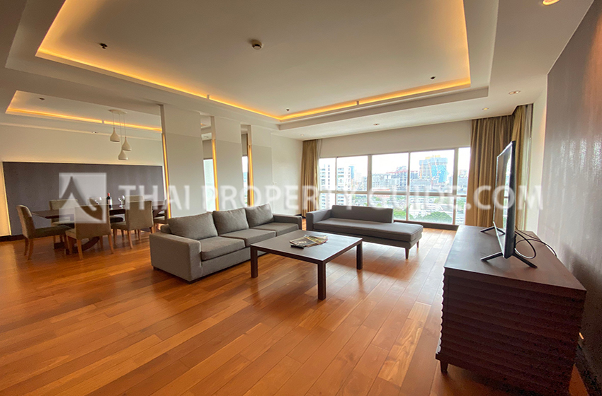 Apartment for rent in Ploenchit