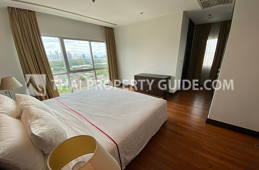 Apartment in Ploenchit 