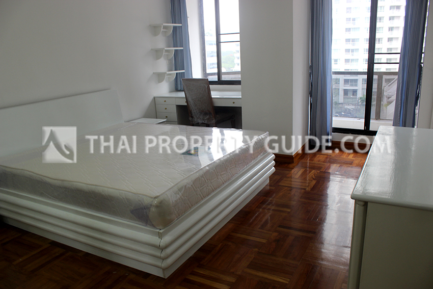 Apartment in Ploenchit 