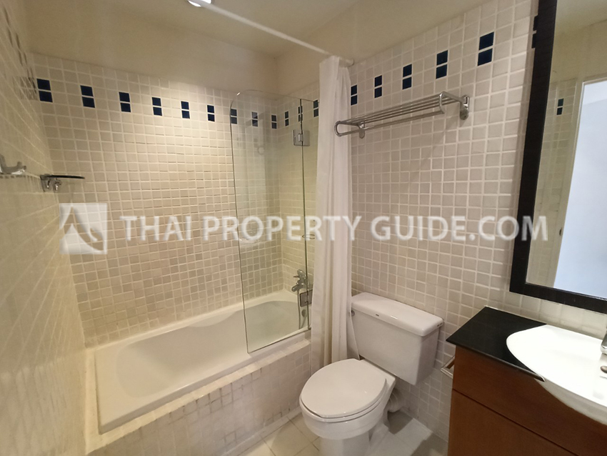 Apartment in Ploenchit 