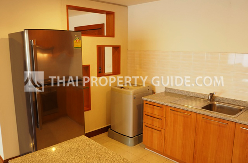 Apartment in Ploenchit 