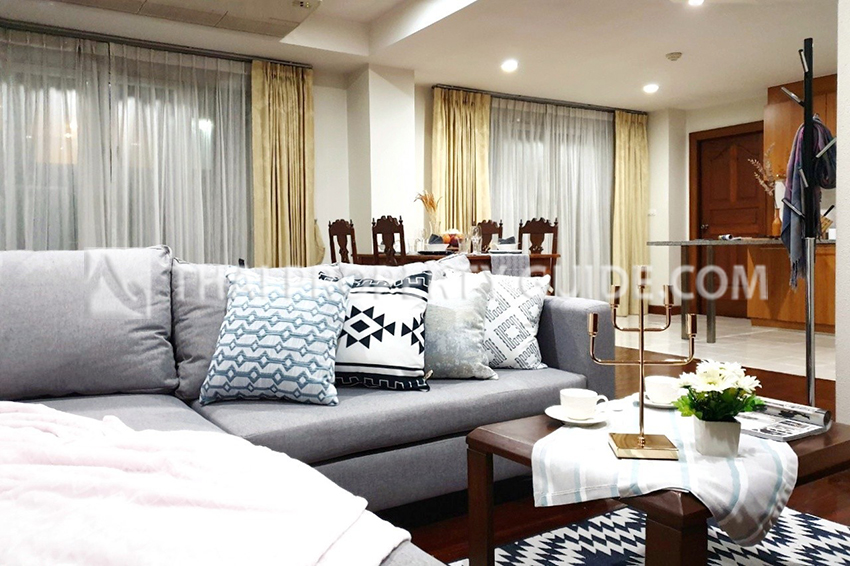 Apartment in Ploenchit 