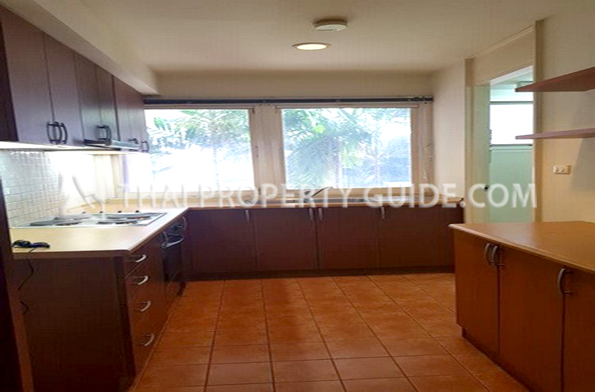 Apartment in Ploenchit 