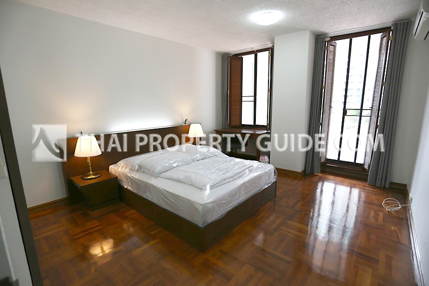 Apartment in Ploenchit 