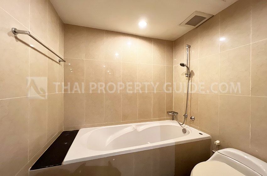 Apartment in Ploenchit 