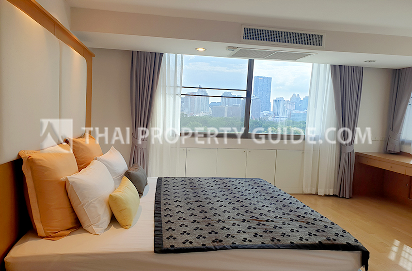 Apartment in Ploenchit 