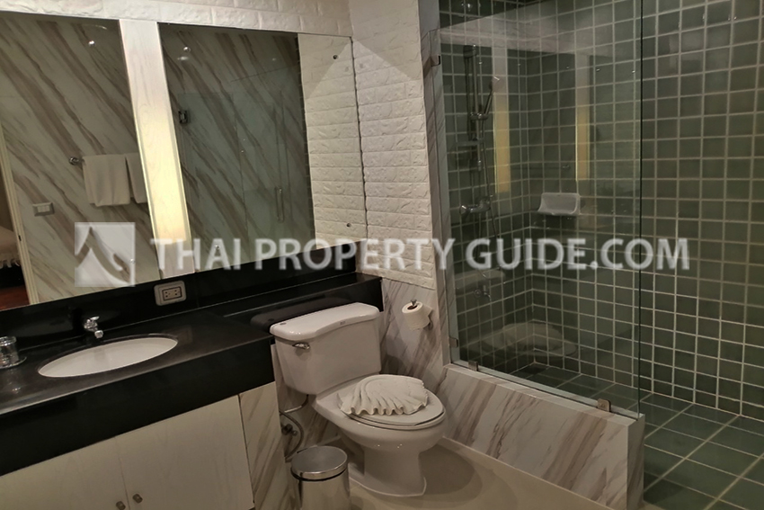 Apartment in Ploenchit 