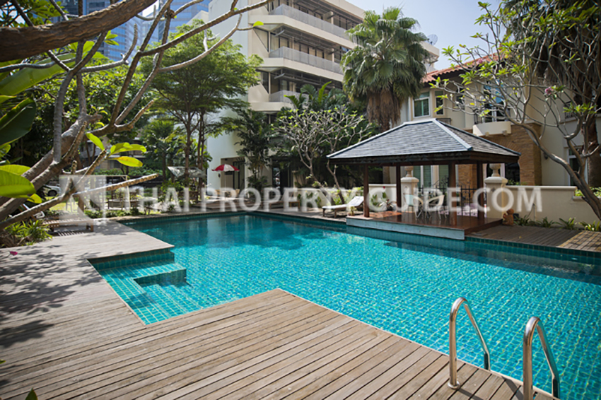 Apartment in Ploenchit 