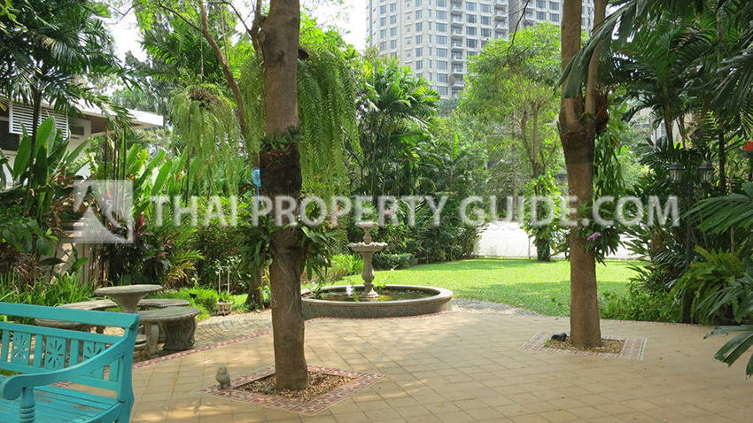 Apartment in Ploenchit 