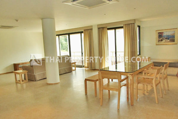 Apartment in Ploenchit