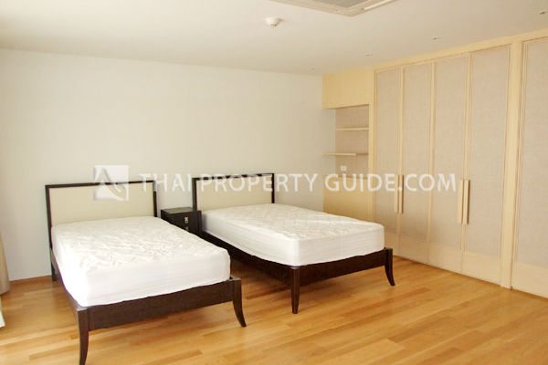 Apartment in Ploenchit 