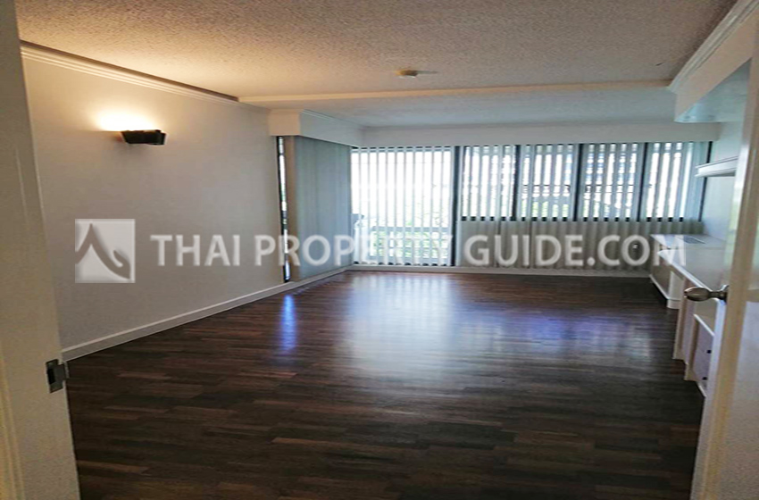 Apartment in Ploenchit 