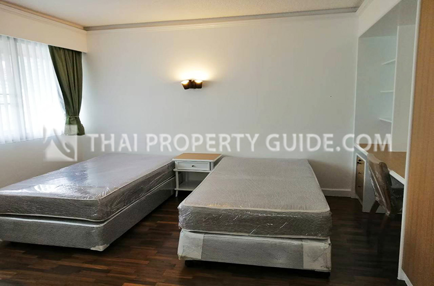 Apartment in Ploenchit 