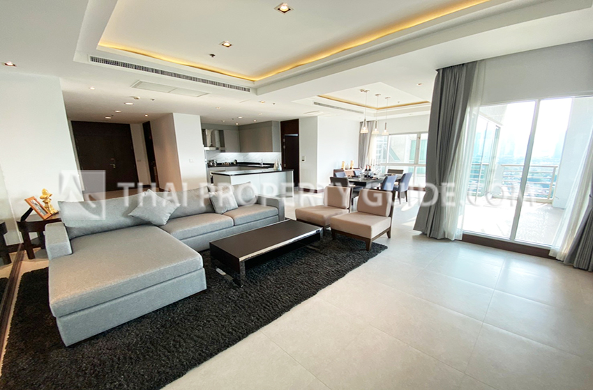 Apartment in Ploenchit 