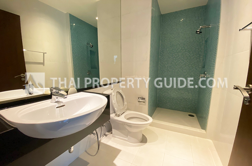 Apartment in Ploenchit 
