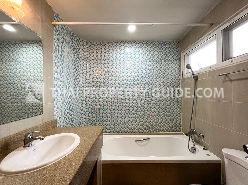 Apartment in Ploenchit 
