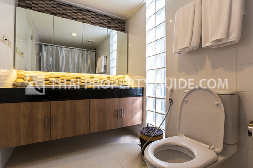 Apartment in Ploenchit 