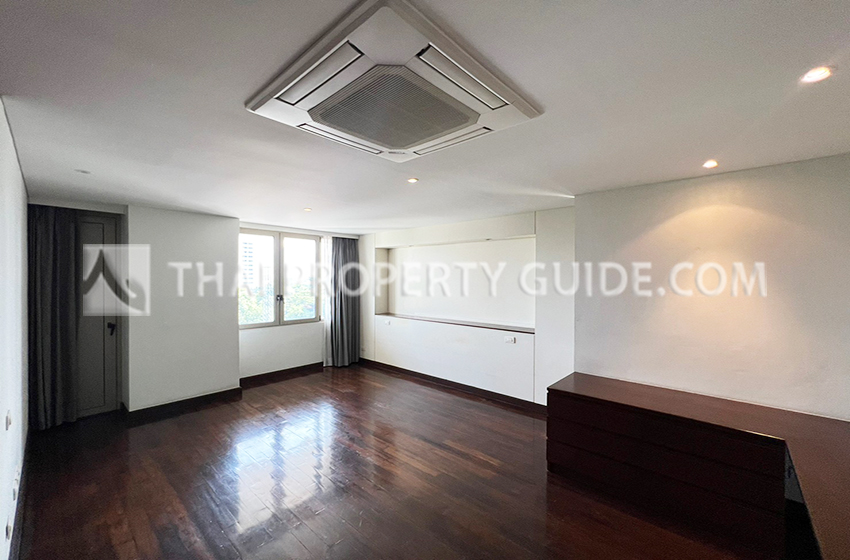 Apartment in Ploenchit 