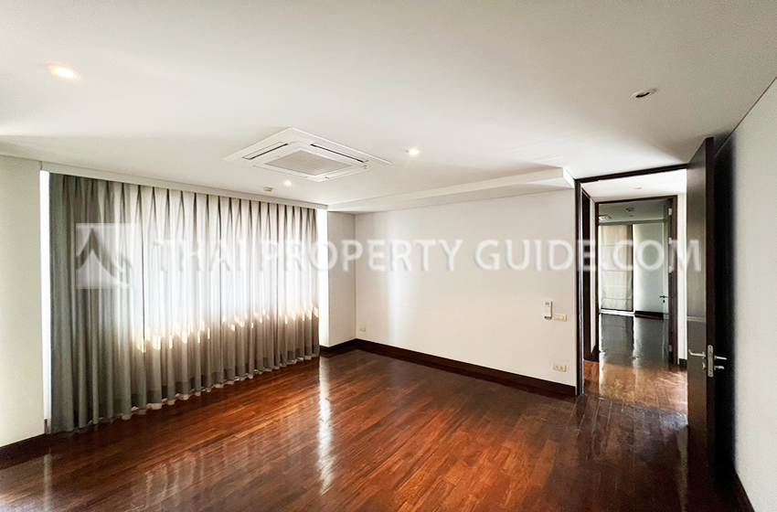 Apartment in Ploenchit 