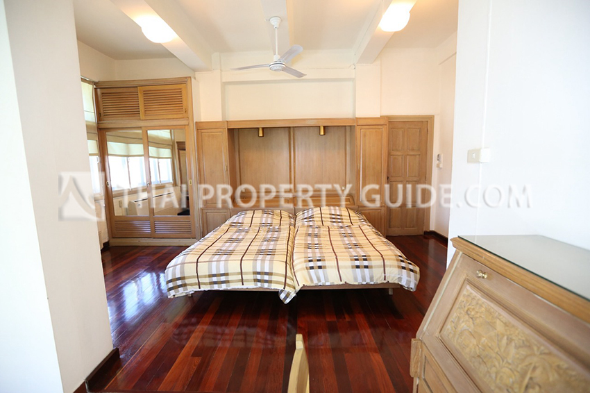 Apartment in Ploenchit 