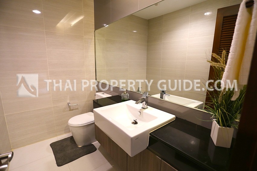 Apartment in Ploenchit 