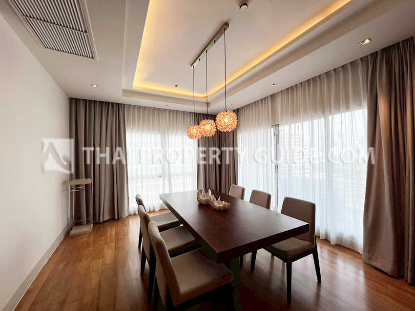 Apartment in Ploenchit 