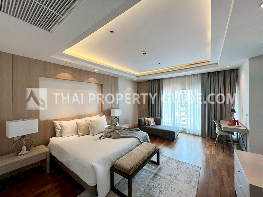 Apartment in Ploenchit 