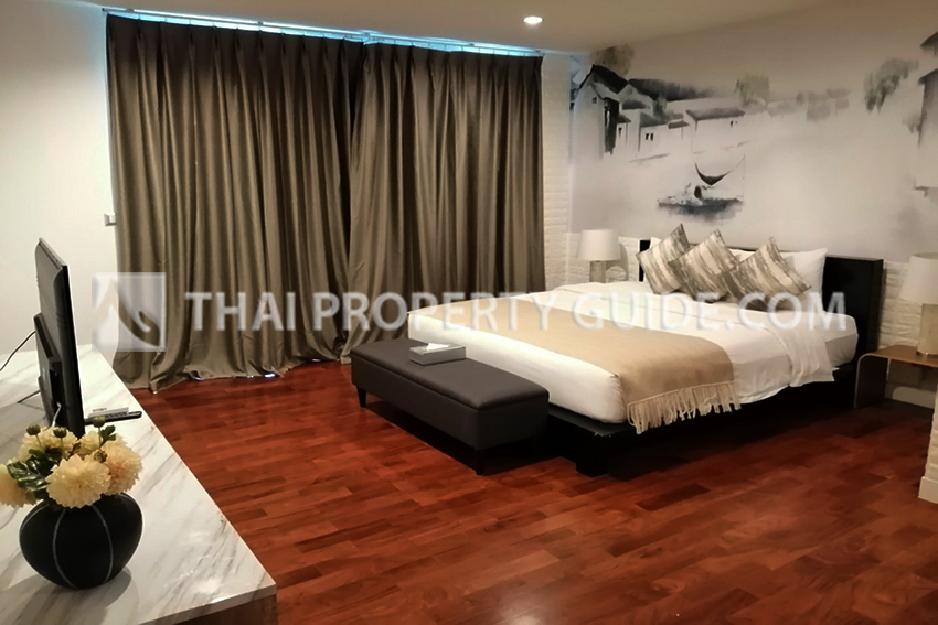Apartment in Ploenchit 