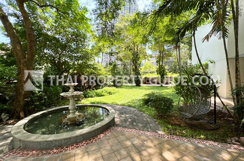 Apartment in Ploenchit 