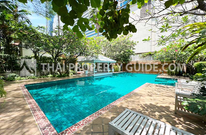 Apartment in Ploenchit 