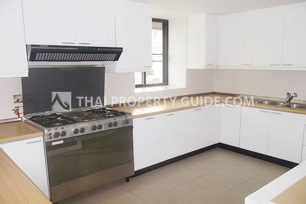 Apartment in Ploenchit 