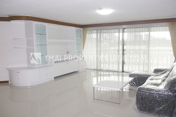 Apartment in Ploenchit 